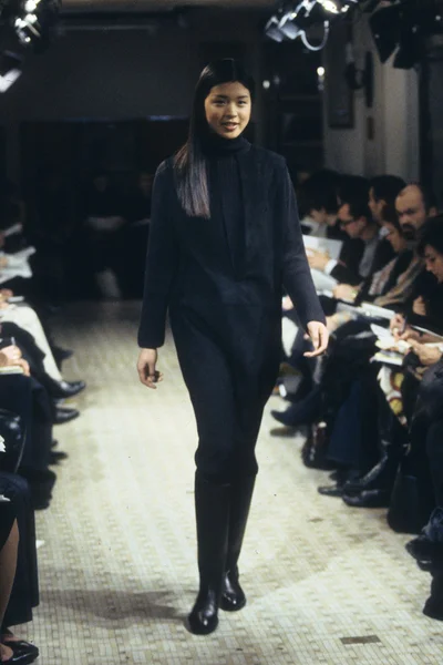 Look 9